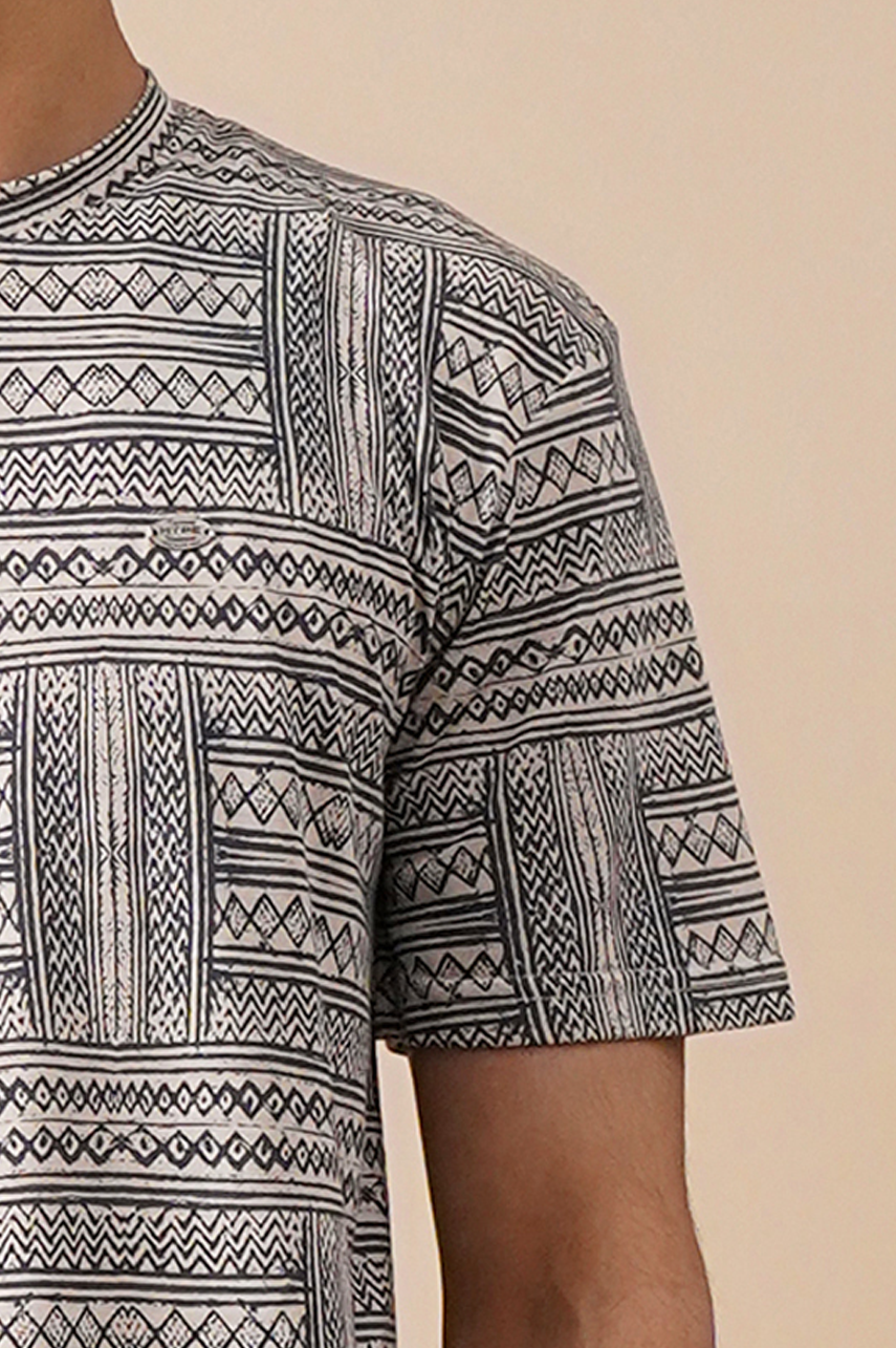 Geometric Print Relax Fit T-Shirt