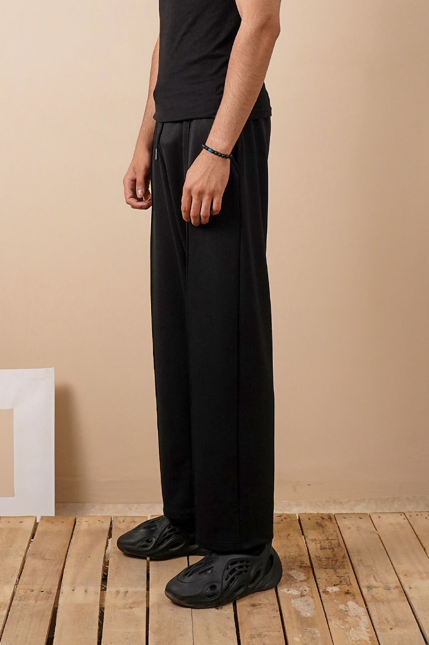 Straight Fit Essential Trouser