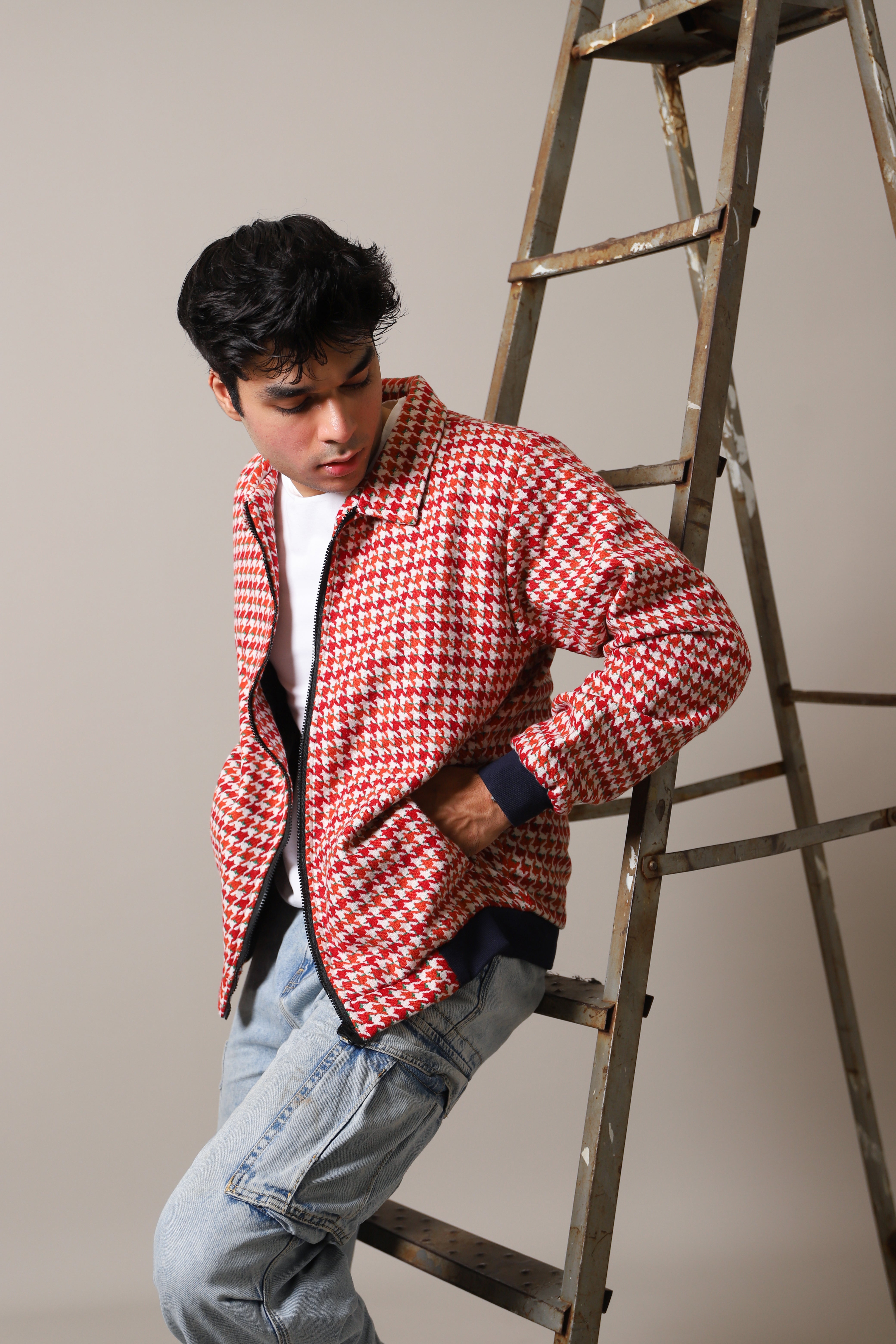 Weaved Printed Jacket 002300-RED